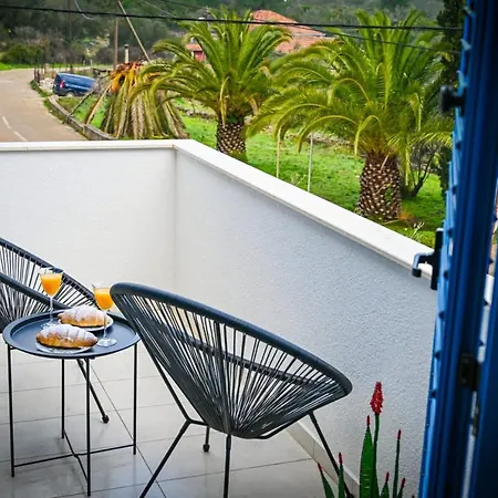 Leo Blue Appartement *